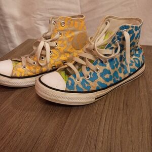 Converse Kids Sneakers in Yellow and Blue Leopard Print
